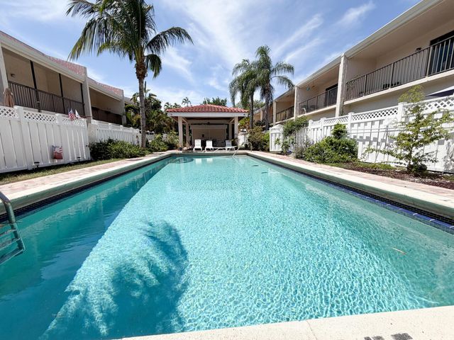241 SE 11th Avenue 241a, Pompano Beach, FL 33060