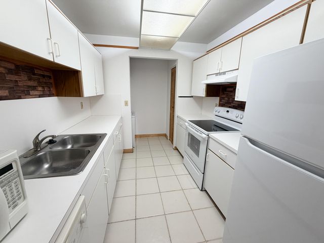 241 SE 11th Avenue 241a, Pompano Beach, FL 33060