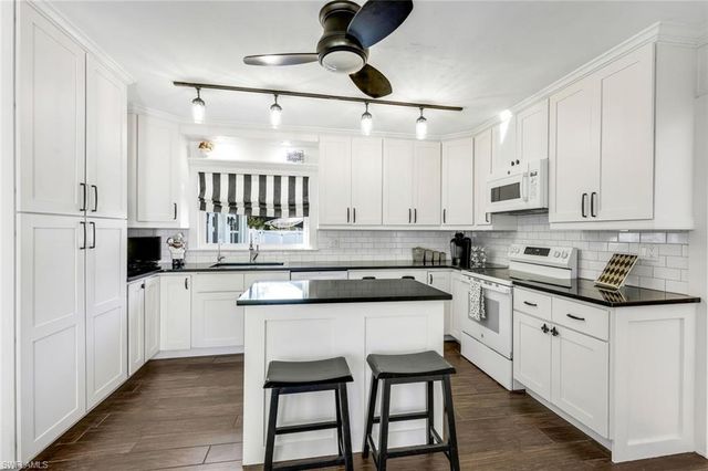 1321 Donna DR, Fort Myers, FL 33919