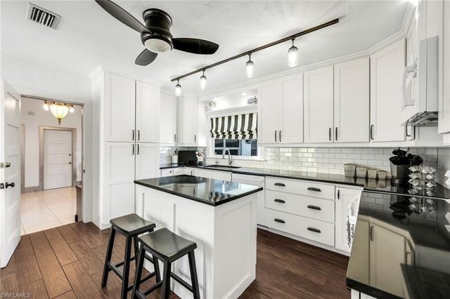 1321 Donna DR, Fort Myers, FL 33919