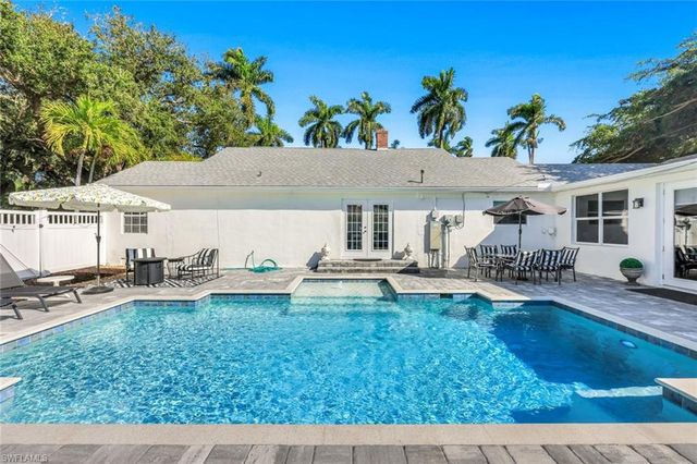 1321 Donna DR, Fort Myers, FL 33919