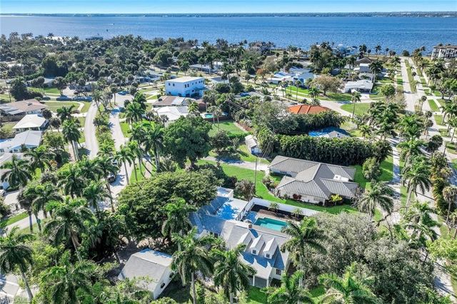 1321 Donna DR, Fort Myers, FL 33919