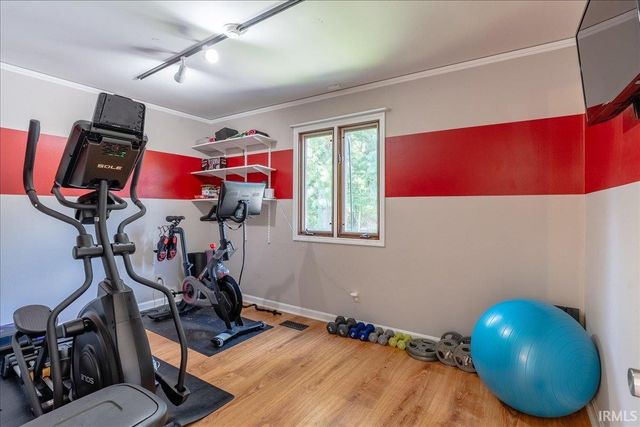 5588 Sherwood Court, Newburgh, IN 47630