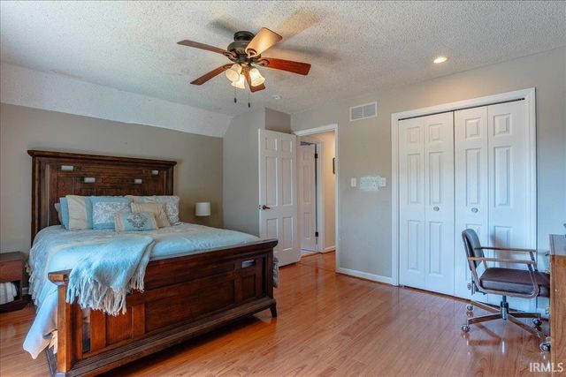 5588 Sherwood Court, Newburgh, IN 47630