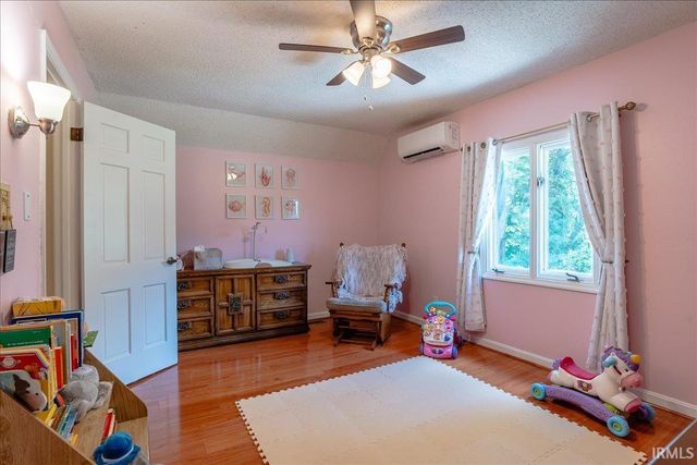 5588 Sherwood Court, Newburgh, IN 47630