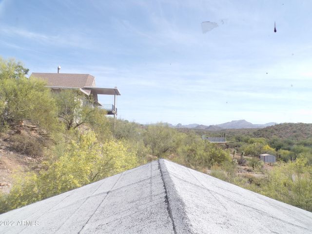12 E SILVER KING Road, Queen Valley, AZ 85118