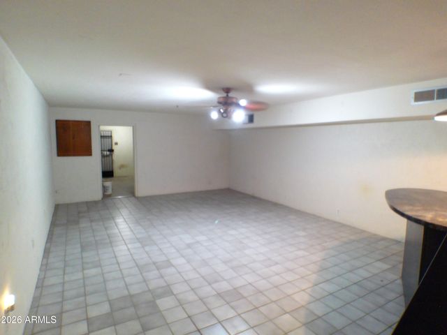 12 E SILVER KING Road, Queen Valley, AZ 85118