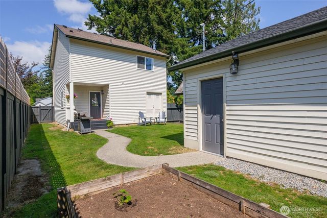 227 S Macleod Avenue, Arlington, WA 98223