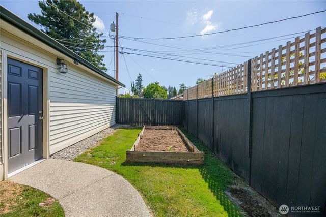 227 S Macleod Avenue, Arlington, WA 98223