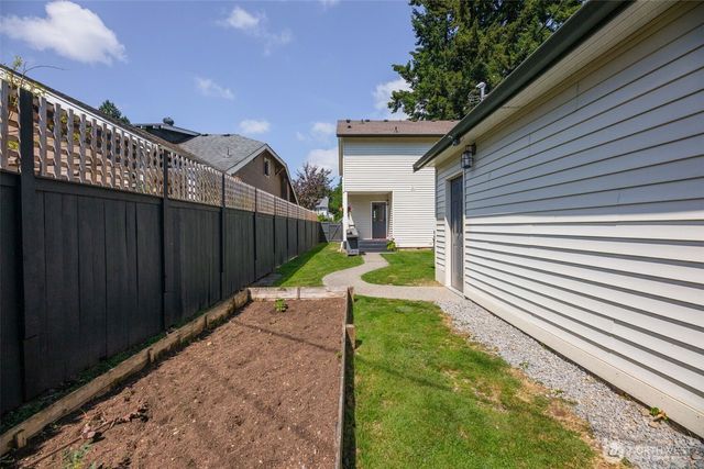 227 S Macleod Avenue, Arlington, WA 98223
