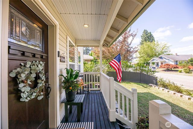 227 S Macleod Avenue, Arlington, WA 98223