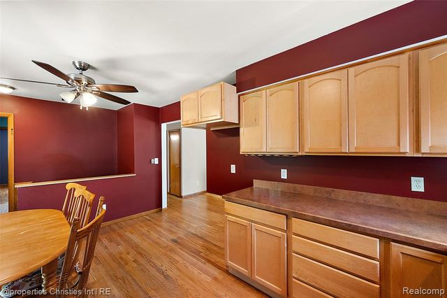 9961 Merriman Road, Livonia, MI 48150