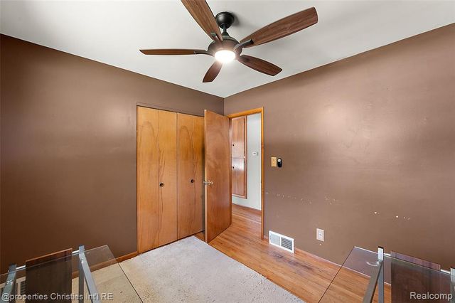 9961 Merriman Road, Livonia, MI 48150