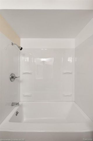 9961 Merriman Road, Livonia, MI 48150