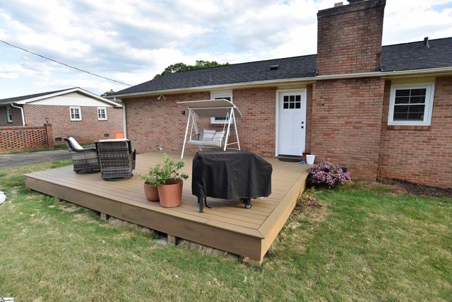 117 Benjamin Avenue, Greer, SC 29651