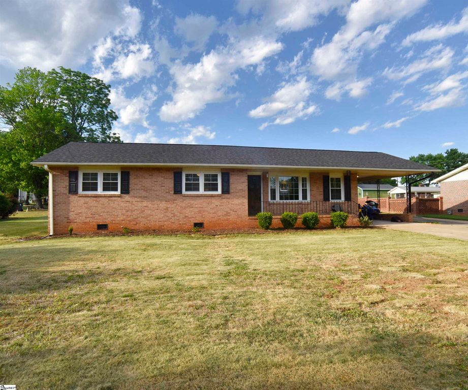 117 Benjamin Avenue, Greer, SC 29651