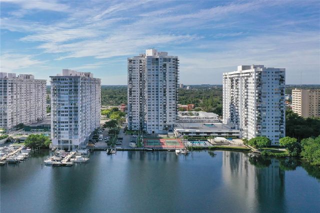 2780 NE 183rd Street 901, Aventura, FL 33160