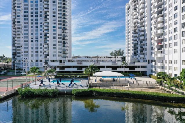 2780 NE 183rd Street 901, Aventura, FL 33160