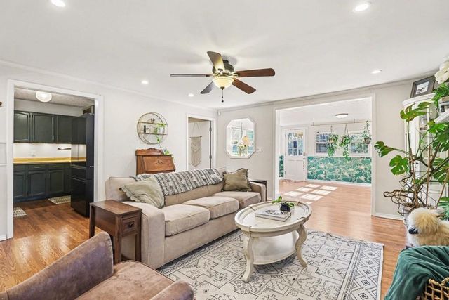 409 Cole SW Drive, Lilburn, GA 30047