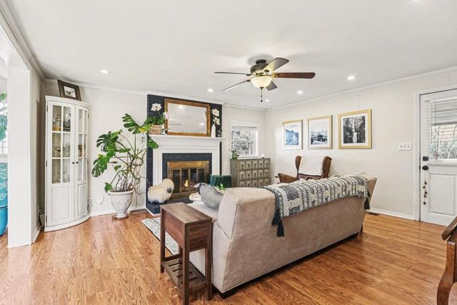 409 Cole SW Drive, Lilburn, GA 30047