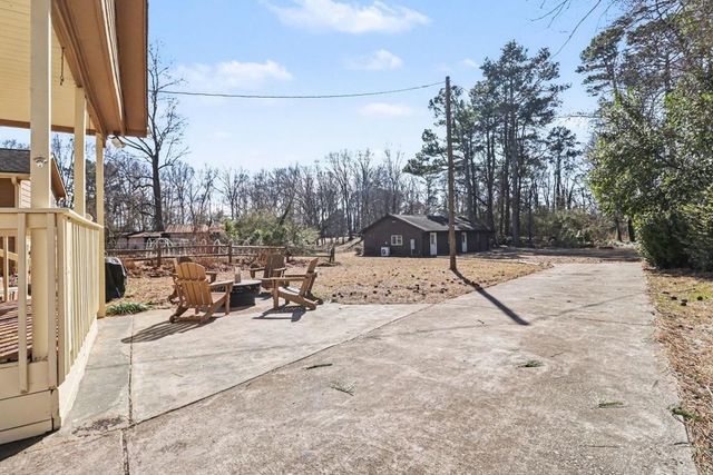 409 Cole SW Drive, Lilburn, GA 30047