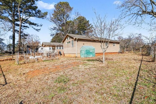 409 Cole SW Drive, Lilburn, GA 30047