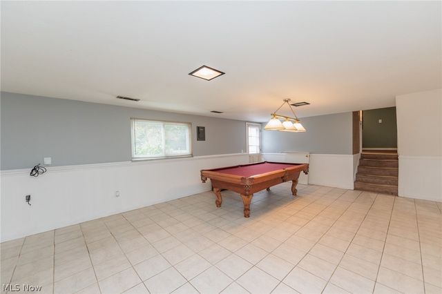 25100 Arlington Lane, North Olmsted, OH 44070