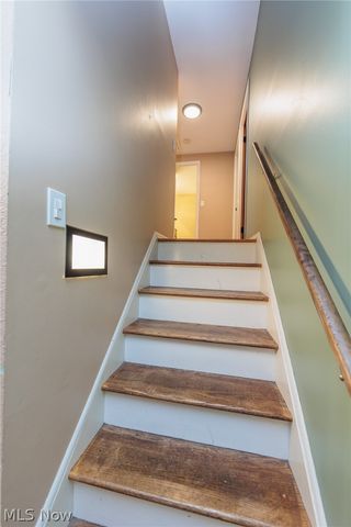 25100 Arlington Lane, North Olmsted, OH 44070