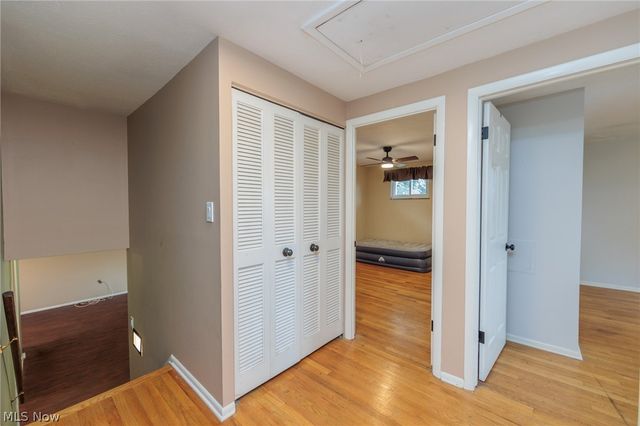 25100 Arlington Lane, North Olmsted, OH 44070
