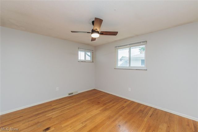 25100 Arlington Lane, North Olmsted, OH 44070