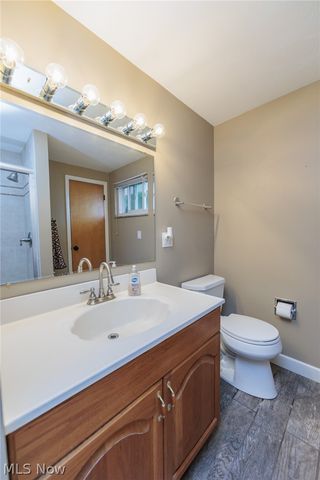 25100 Arlington Lane, North Olmsted, OH 44070