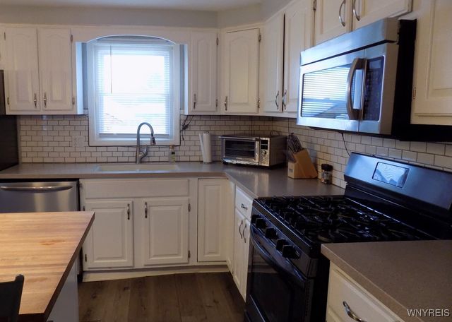 106 Croydon Drive, Cheektowaga, NY 14043