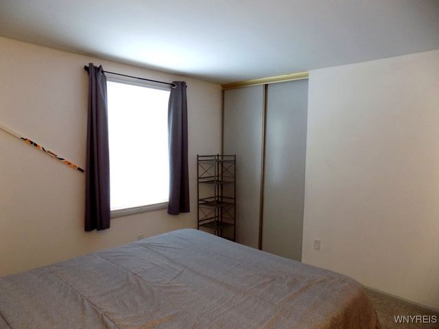 106 Croydon Drive, Cheektowaga, NY 14043