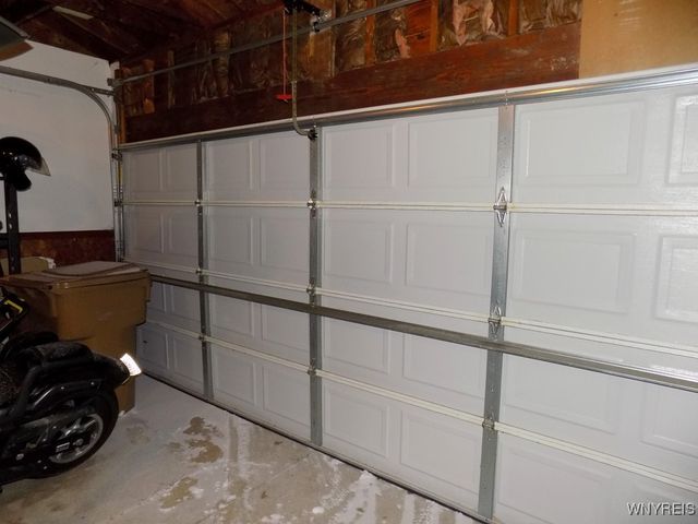 106 Croydon Drive, Cheektowaga, NY 14043