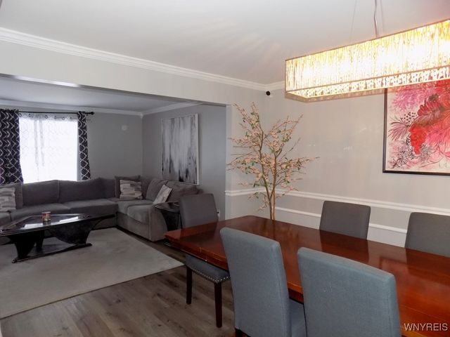 106 Croydon Drive, Cheektowaga, NY 14043