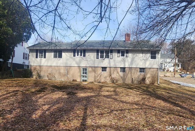 2916 East Main Street, Waterbury, CT 06705