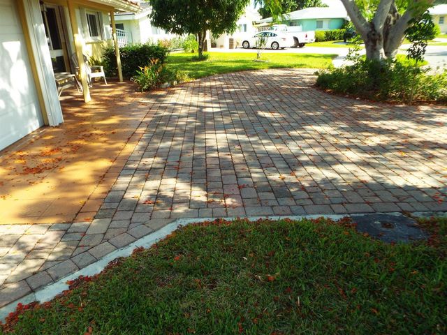 490 SE 3rd Avenue, Pompano Beach, FL 33060