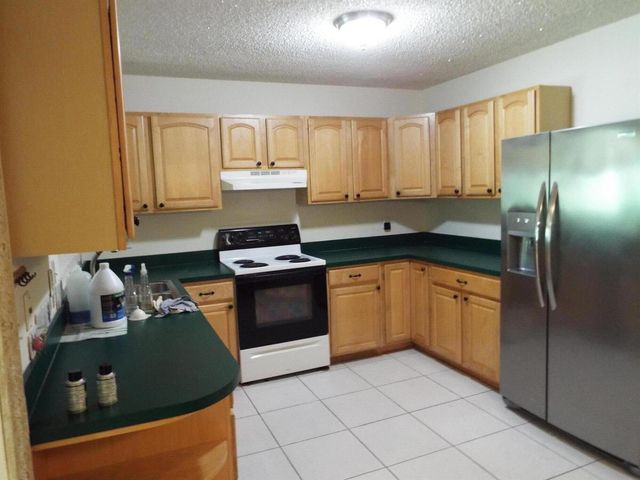 490 SE 3rd Avenue, Pompano Beach, FL 33060