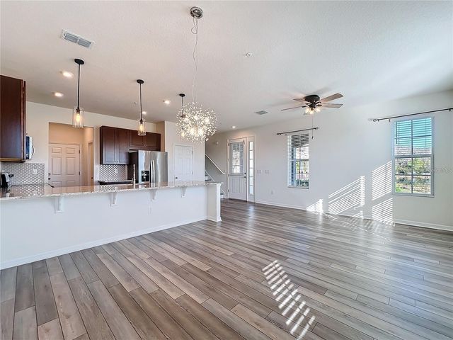 10001 EAGLE ROCK ALLEY, Orlando, FL 32832