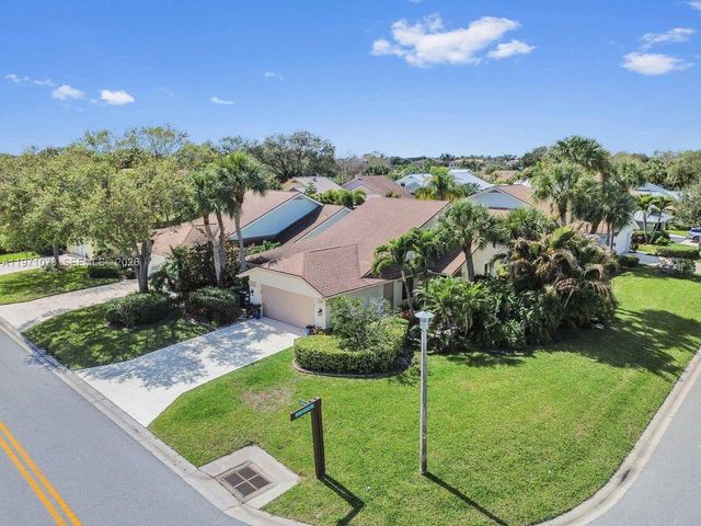334 Leeward Dr, Jupiter, FL 33477