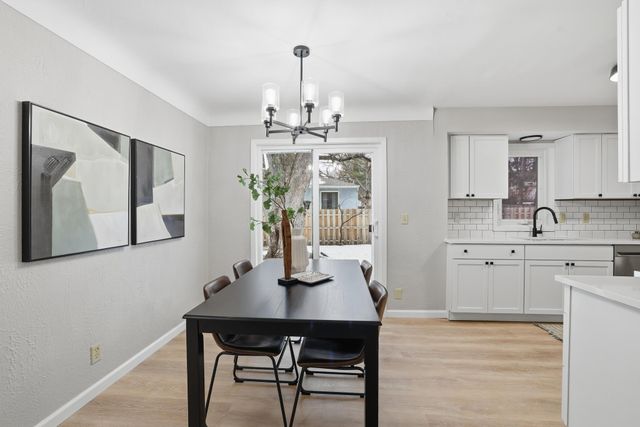 405 Minnesota Avenue, Roseville, MN 55113