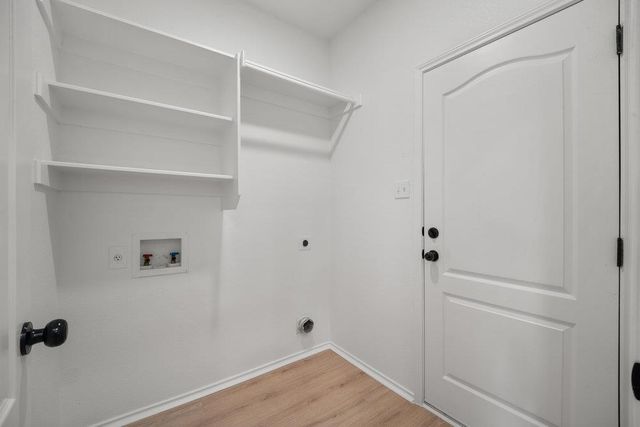 3321 Winding Shore LN, Pflugerville, TX 78660