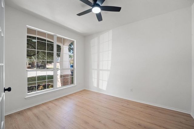 3321 Winding Shore LN, Pflugerville, TX 78660