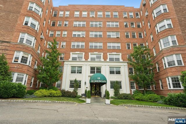 10 Crestmont Road 2N, Montclair, NJ 07042