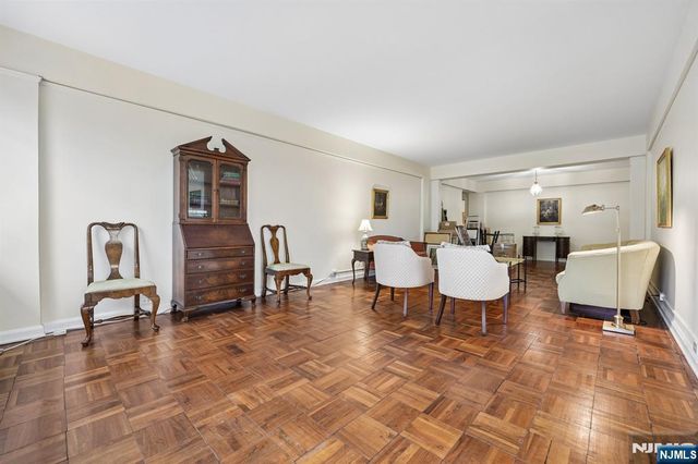 10 Crestmont Road 2N, Montclair, NJ 07042