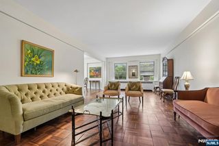 10 Crestmont Road 2N, Montclair, NJ 07042