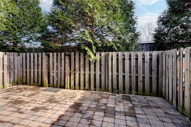 417 Lewis Burwell PL, Williamsburg, VA 23185