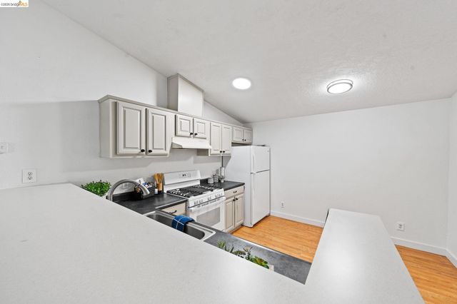 418 Ohara Ave, Oakley, CA 94561