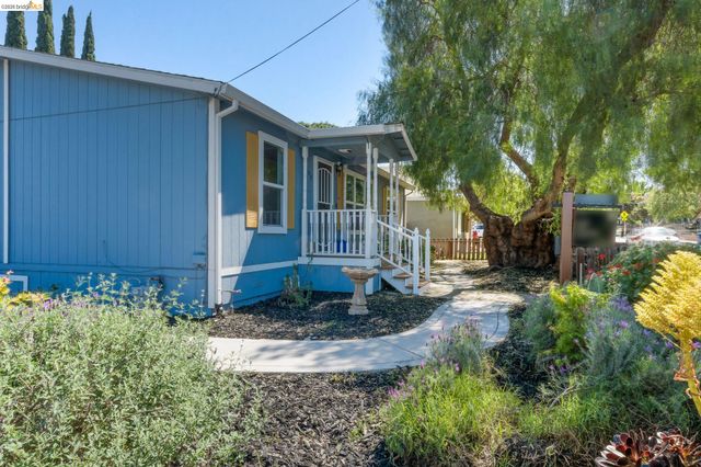 418 Ohara Ave, Oakley, CA 94561