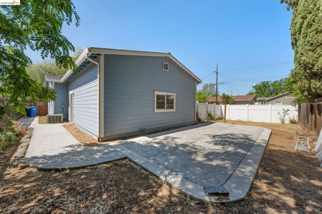418 Ohara Ave, Oakley, CA 94561